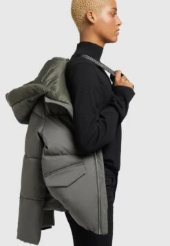 Khujo JapuraGiacca InvernaleDunkeloliv Donna Giacche E Blazer KH121U167-N11 -Delem 02871753bba74680bcdda61231603190