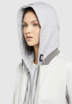 Khujo PerseeGiacca LeggeraHellgrau Donna Giacche E Blazer KH121G0DG-C12 -Delem 253623901abf427d9b9ae258542552a1