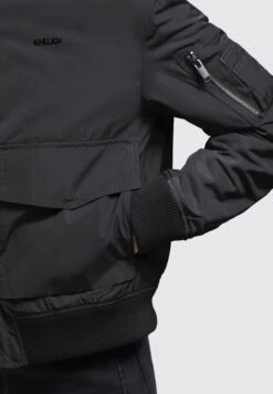 Khujo Nova - Giubbotto Bomber - Schwarz -Delem 45ca9e15cc9b4bf3847ce3056ca3589f