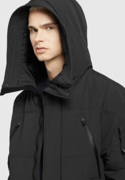Khujo CloydCappotto InvernaleSchwarz Uomo Cappotti KH122T0DN-Q11 -Delem 76ae1b3c27124d89b1f60317901065a3