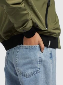 Khujo Stence2 - Giubbotto Bomber - Olivgrün -Delem b5a8bb789f444d6e8ed9120057fed854