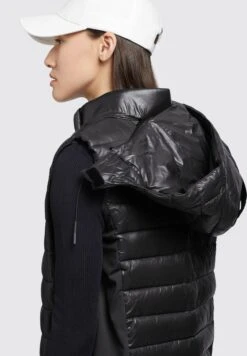 Khujo Becca ShinySmanicatoSchwarz Donna Giacche E Blazer KH121U18G-Q11 -Delem d04f269f7d334b779e79cfac430aa4bb