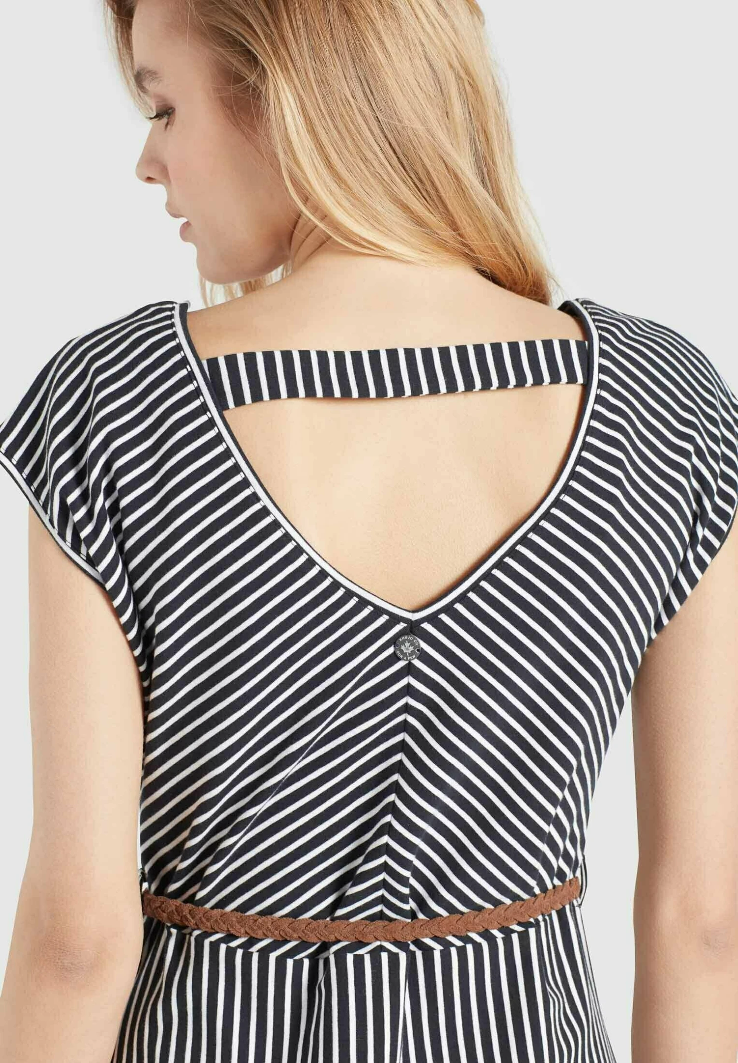 Khujo LeifaVestito EstivoDunkelblau-Weiß Gestreift Donna Vestiti KH121C0D1-K11 5 Khujo LeifaVestito EstivoDunkelblau-Weiß Gestreift Donna Vestiti KH121C0D1-K11 - immagine 5