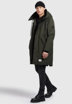 Khujo HantCappotto InvernaleDunkelgrün Uomo Cappotti KH122T0FY-M11 17 Khujo HantCappotto InvernaleDunkelgrün Uomo Cappotti KH122T0FY-M11 -Delem df0ba5f06b824a8d9e7f0f60ba52ef35